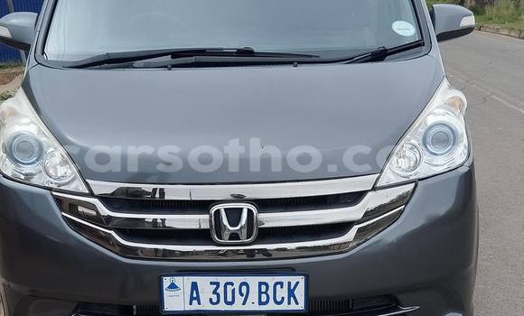 اشتري مستعمل Toyota Sienna Other سيارة في Maseru في Maseru