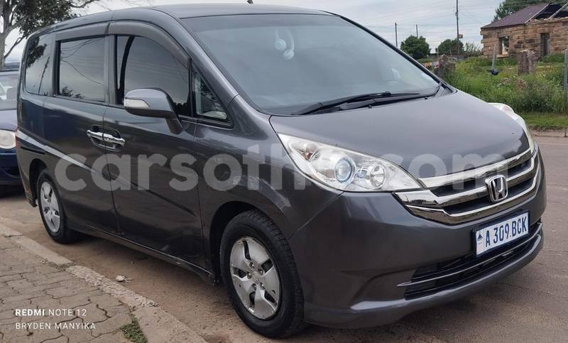 Big with watermark toyota sienna maseru maseru 29252
