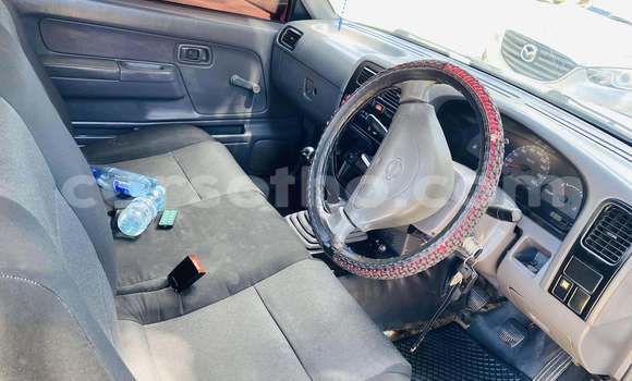 اشتري مستعمل Nissan NP 300 White سيارة في Maseru في Maseru اشتري مستعمل Nissan NP 300 White سيارة في Maseru في Maseru