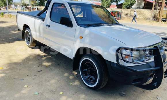 اشتري مستعمل Nissan NP 300 White سيارة في Maseru في Maseru اشتري مستعمل Nissan NP 300 White سيارة في Maseru في Maseru