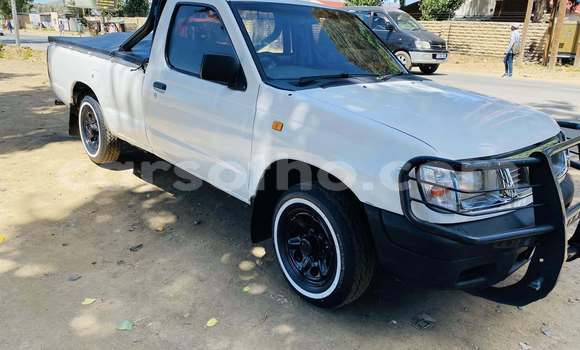 اشتري مستعمل Nissan NP 300 White سيارة في Maseru في Maseru اشتري مستعمل Nissan NP 300 White سيارة في Maseru في Maseru