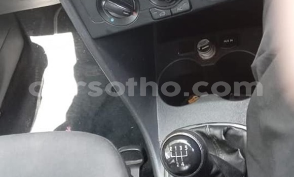 اشتري مستعمل Volkswagen Polo Blue سيارة في Maseru في Maseru اشتري مستعمل Volkswagen Polo Blue سيارة في Maseru في Maseru