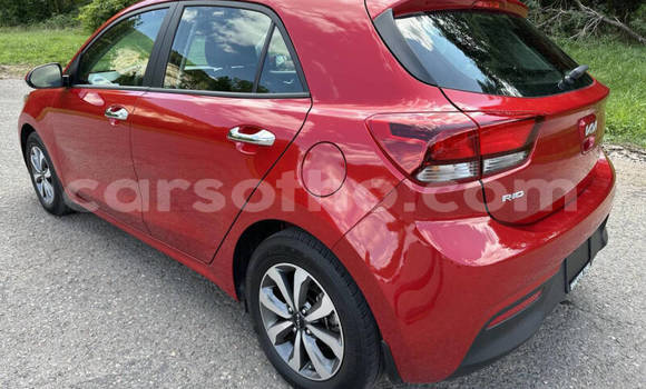 اشتري مستعمل Kia Rio Red سيارة في Mokhotlong في Berea اشتري مستعمل Kia Rio Red سيارة في Mokhotlong في Berea