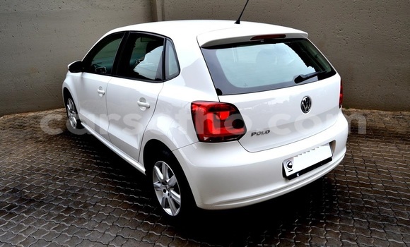 اشتري مستعمل Volkswagen Polo White سيارة في Maseru في Maseru اشتري مستعمل Volkswagen Polo White سيارة في Maseru في Maseru