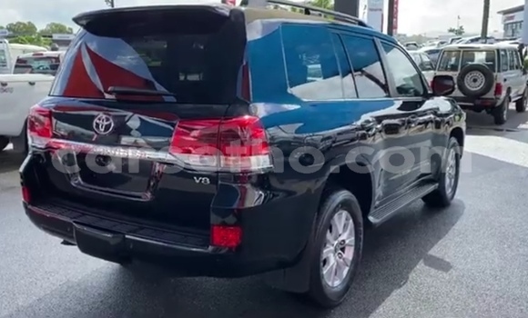Sayi Na hannu Toyota Land Cruiser Black Mota in Maseru a Maseru Sayi Na hannu Toyota Land Cruiser Black Mota in Maseru a Maseru