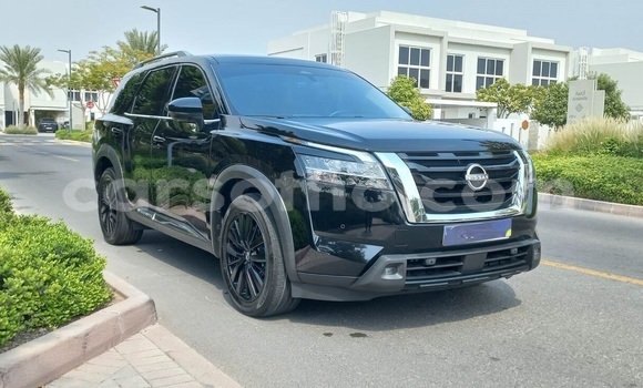 اشتري مستعمل Nissan Pathfinder Black سيارة في Maseru في Maseru اشتري مستعمل Nissan Pathfinder Black سيارة في Maseru في Maseru