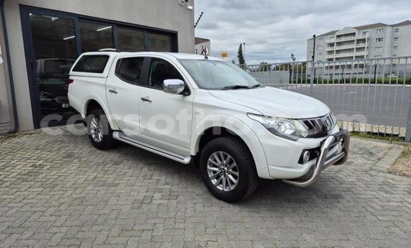 Acheter Occasion Voiture Mitsubishi Triton Blanc à Maseru, Maseru