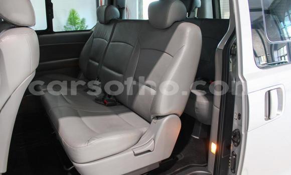 اشتري مستعمل Hyundai H1 Silver سيارة في Maseru في Maseru اشتري مستعمل Hyundai H1 Silver سيارة في Maseru في Maseru