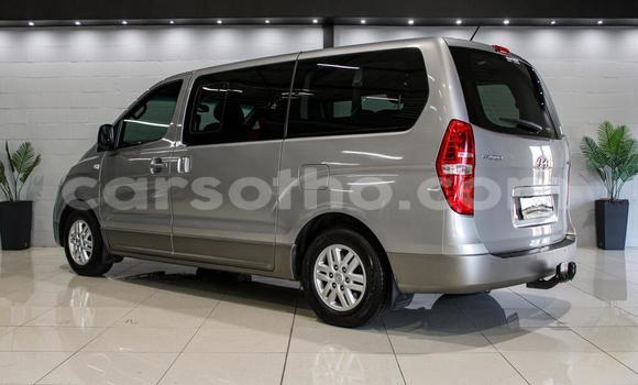 اشتري مستعمل Hyundai H1 Silver سيارة في Maseru في Maseru اشتري مستعمل Hyundai H1 Silver سيارة في Maseru في Maseru