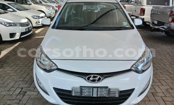 Sayi Na hannu Hyundai i20 White Mota in Maseru a Maseru Sayi Na hannu Hyundai i20 White Mota in Maseru a Maseru