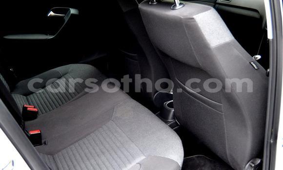 اشتري مستعمل Volkswagen Polo White سيارة في Maseru في Maseru اشتري مستعمل Volkswagen Polo White سيارة في Maseru في Maseru