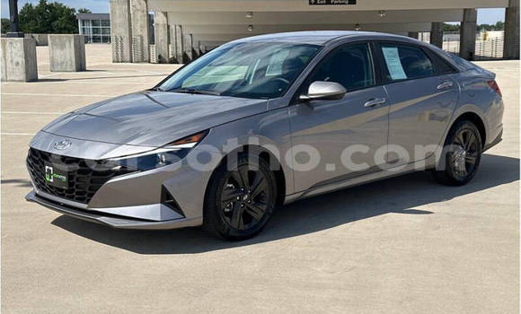 اشتري مستعمل Hyundai Elantra Other سيارة في Maseru في Maseru