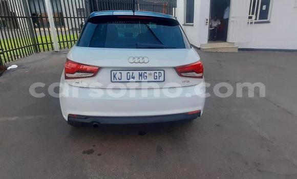 Sayi Na hannu Audi A1 White Mota in Maseru a Maseru Sayi Na hannu Audi A1 White Mota in Maseru a Maseru