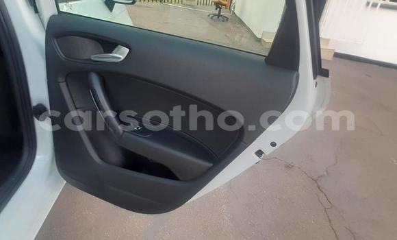 Sayi Na hannu Audi A1 White Mota in Maseru a Maseru Sayi Na hannu Audi A1 White Mota in Maseru a Maseru