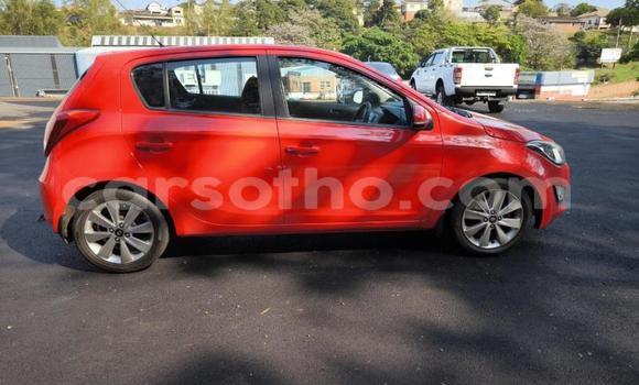 Sayi Na hannu Hyundai i20 Red Mota in Maseru a Maseru Sayi Na hannu Hyundai i20 Red Mota in Maseru a Maseru