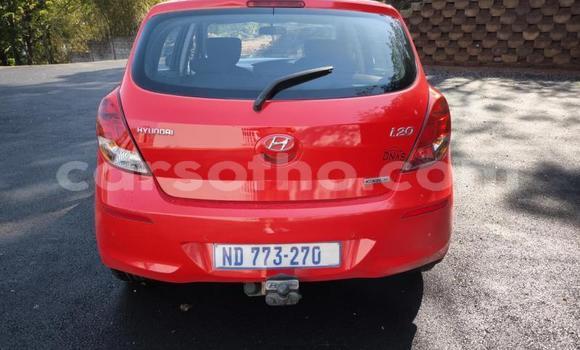 Sayi Na hannu Hyundai i20 Red Mota in Maseru a Maseru Sayi Na hannu Hyundai i20 Red Mota in Maseru a Maseru