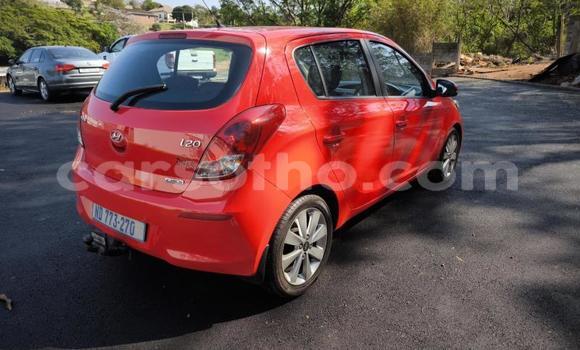 Sayi Na hannu Hyundai i20 Red Mota in Maseru a Maseru Sayi Na hannu Hyundai i20 Red Mota in Maseru a Maseru