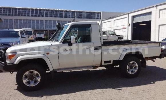 اشتري مستعمل Toyota Land Cruiser White سيارة في Import - Dubai في Maseru اشتري مستعمل Toyota Land Cruiser White سيارة في Import - Dubai في Maseru