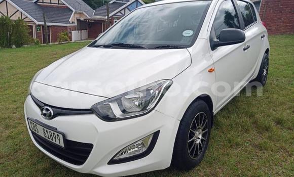Buy Used Hyundai i20 White Car in Maseru in Maseru