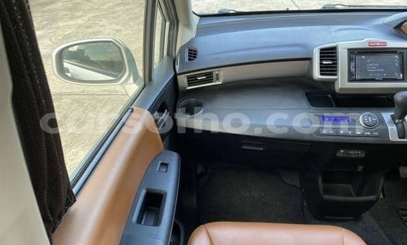 Acheter Occasion Voiture Honda Freed Gris à Maputsoe, Leribe Acheter Occasion Voiture Honda Freed Gris à Maputsoe, Leribe