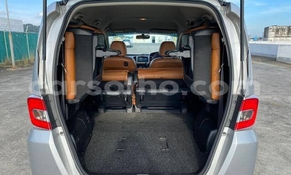 Acheter Occasion Voiture Honda Freed Gris à Maputsoe, Leribe Acheter Occasion Voiture Honda Freed Gris à Maputsoe, Leribe