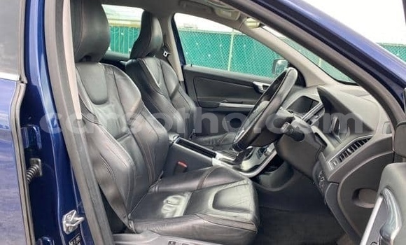 اشتري مستعمل Volvo XC60 Blue سيارة في Maputsoe في Leribe اشتري مستعمل Volvo XC60 Blue سيارة في Maputsoe في Leribe