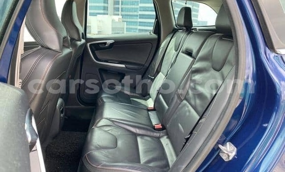 اشتري مستعمل Volvo XC60 Blue سيارة في Maputsoe في Leribe اشتري مستعمل Volvo XC60 Blue سيارة في Maputsoe في Leribe