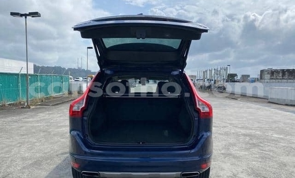 اشتري مستعمل Volvo XC60 Blue سيارة في Maputsoe في Leribe اشتري مستعمل Volvo XC60 Blue سيارة في Maputsoe في Leribe