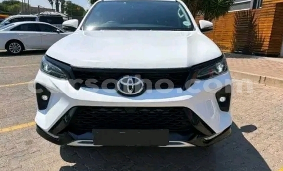 اشتري مستعمل Toyota Fortuner White سيارة في Maseru في Maseru اشتري مستعمل Toyota Fortuner White سيارة في Maseru في Maseru