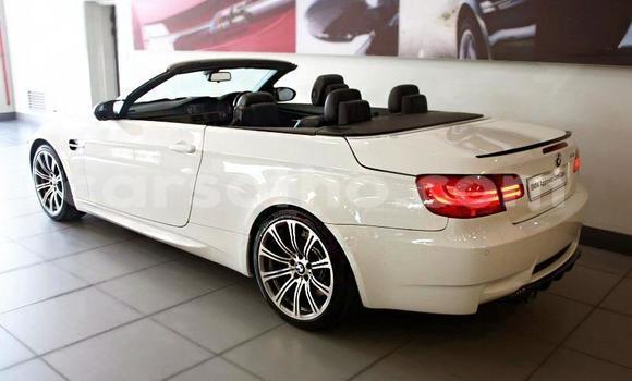 Acheter Occasion Voiture BMW M3 Blanc à Maseru, Maseru Acheter Occasion Voiture BMW M3 Blanc à Maseru, Maseru
