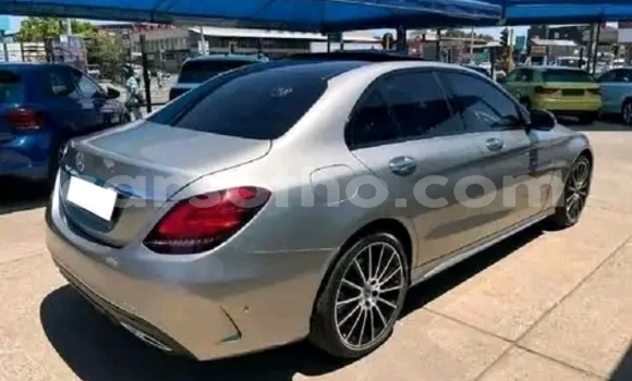 اشتري مستعمل Mercedes-Benz C–Class Silver سيارة في Maseru في Maseru اشتري مستعمل Mercedes-Benz C–Class Silver سيارة في Maseru في Maseru