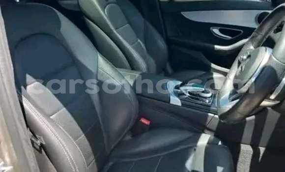 اشتري مستعمل Mercedes-Benz C–Class Silver سيارة في Maseru في Maseru اشتري مستعمل Mercedes-Benz C–Class Silver سيارة في Maseru في Maseru