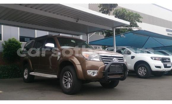 Sayi Na hannu Ford Everest Other Mota in Thaba–Tseka a Mafeteng Sayi Na hannu Ford Everest Other Mota in Thaba–Tseka a Mafeteng