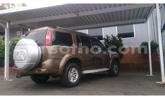 Sayi Na hannu Ford Everest Other Mota in Thaba–Tseka a Mafeteng Sayi Na hannu Ford Everest Other Mota in Thaba–Tseka a Mafeteng