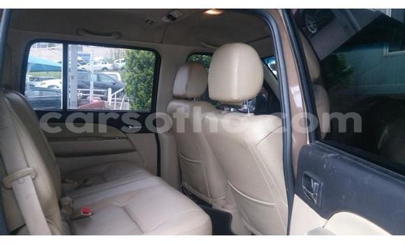 Sayi Na hannu Ford Everest Other Mota in Thaba–Tseka a Mafeteng Sayi Na hannu Ford Everest Other Mota in Thaba–Tseka a Mafeteng