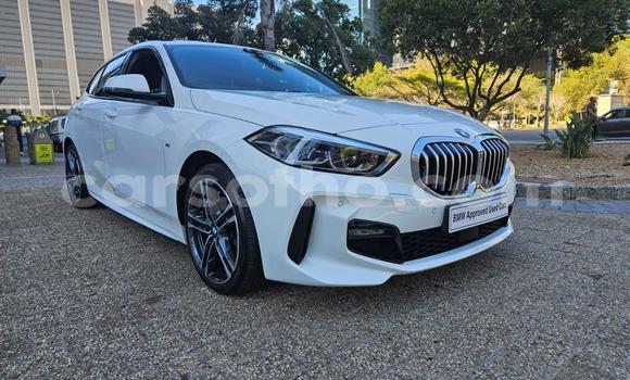 اشتري مستعمل BMW 1-Series White سيارة في Maseru في Maseru