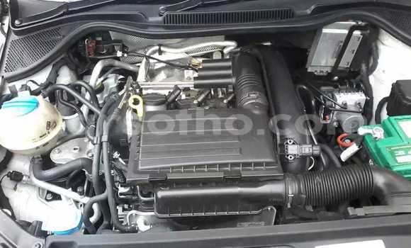 Acheter Occasion Voiture Volkswagen Polo Blanc à Maputsoa, Leribe Acheter Occasion Voiture Volkswagen Polo Blanc à Maputsoa, Leribe