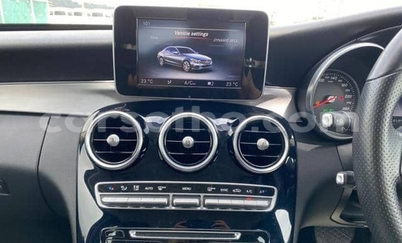 Buy Used Mercedes-Benz C–Class Blue Car in Maputsoe in Leribe Buy Used Mercedes-Benz C–Class Blue Car in Maputsoe in Leribe