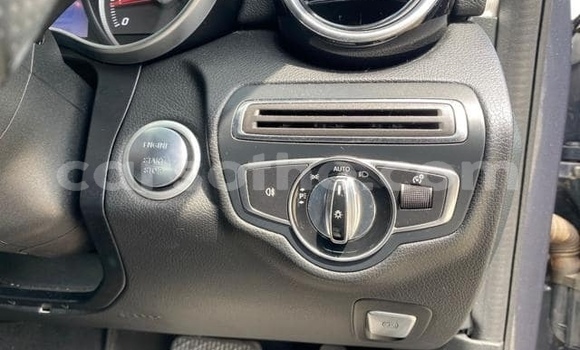 Buy Used Mercedes-Benz C–Class Blue Car in Maputsoe in Leribe Buy Used Mercedes-Benz C–Class Blue Car in Maputsoe in Leribe