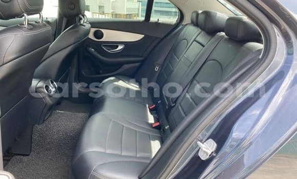 Buy Used Mercedes-Benz C–Class Blue Car in Maputsoe in Leribe Buy Used Mercedes-Benz C–Class Blue Car in Maputsoe in Leribe