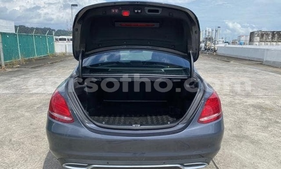 Buy Used Mercedes-Benz C–Class Blue Car in Maputsoe in Leribe Buy Used Mercedes-Benz C–Class Blue Car in Maputsoe in Leribe