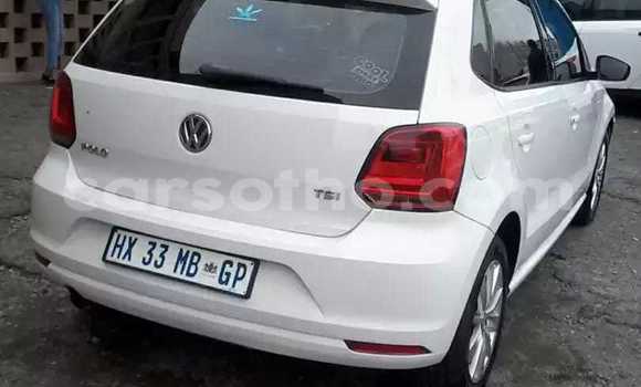 Acheter Occasion Voiture Volkswagen Polo Blanc à Maputsoa, Leribe Acheter Occasion Voiture Volkswagen Polo Blanc à Maputsoa, Leribe
