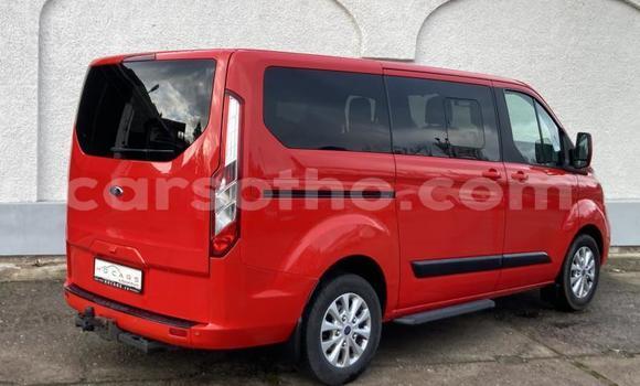 Acheter Occasion Voiture Ford Tourneo Custom Rouge à Maseru, Maseru Acheter Occasion Voiture Ford Tourneo Custom Rouge à Maseru, Maseru