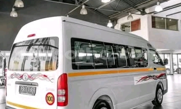 Buy 2022 Toyota Quantum in Maseru in Maseru Buy 2022 Toyota Quantum in Maseru in Maseru