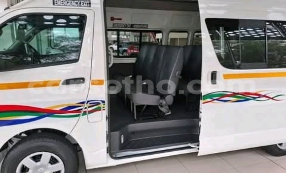 Buy 2022 Toyota Quantum in Maseru in Maseru Buy 2022 Toyota Quantum in Maseru in Maseru