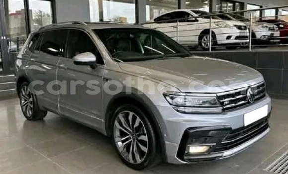 Sayi Na hannu Volkswagen Tiguan Silver Mota in Maseru a Maseru