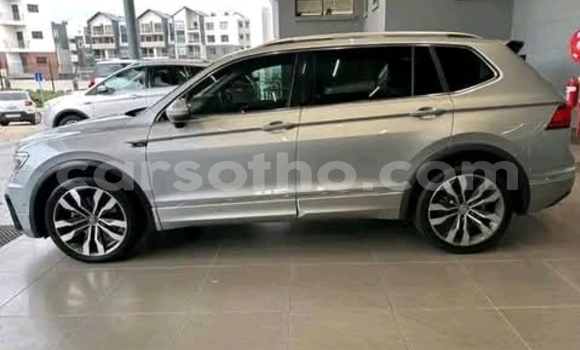 Acheter Occasion Voiture Volkswagen Tiguan Gris à Maseru, Maseru Acheter Occasion Voiture Volkswagen Tiguan Gris à Maseru, Maseru