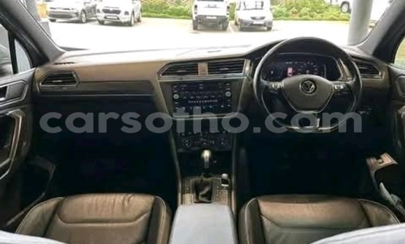 Acheter Occasion Voiture Volkswagen Tiguan Gris à Maseru, Maseru Acheter Occasion Voiture Volkswagen Tiguan Gris à Maseru, Maseru