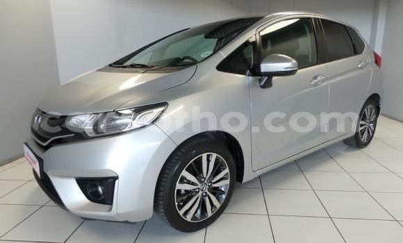 Sayi Na hannu Honda Jazz Silver Mota in Maseru a Maseru Sayi Na hannu Honda Jazz Silver Mota in Maseru a Maseru