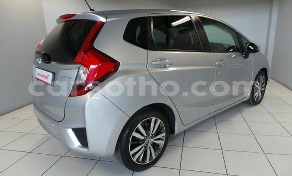 Sayi Na hannu Honda Jazz Silver Mota in Maseru a Maseru Sayi Na hannu Honda Jazz Silver Mota in Maseru a Maseru